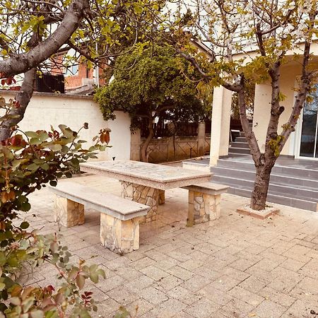 Casa Mare Rtina Garten Zwei Baeder Eg Exterior foto